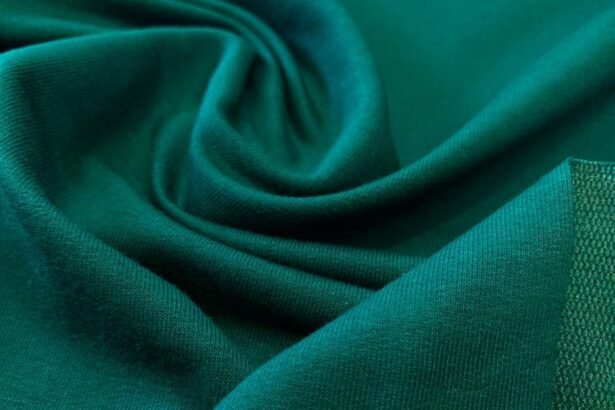 ізумрудний колір