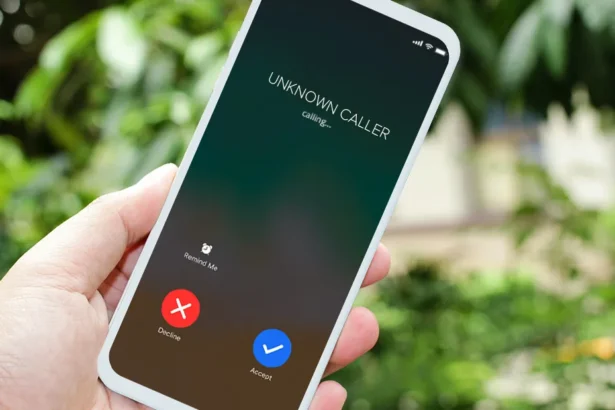 чий це номер телефону